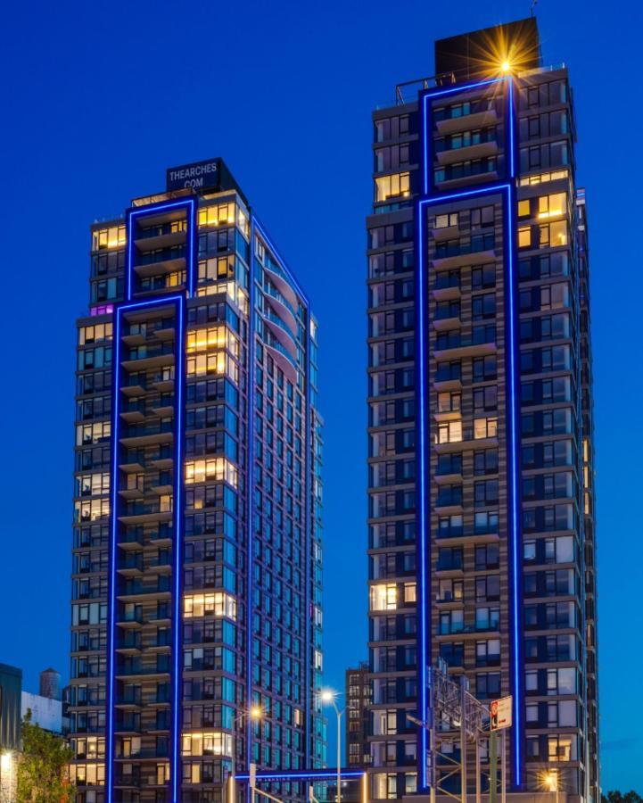 Global Luxury Suites At The Arches New York Exterior photo