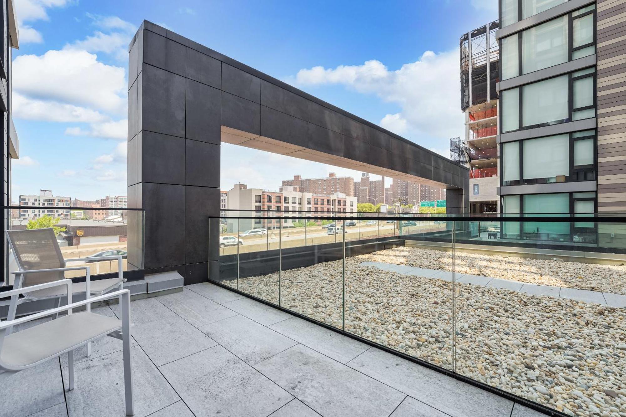 Global Luxury Suites At The Arches New York Room photo