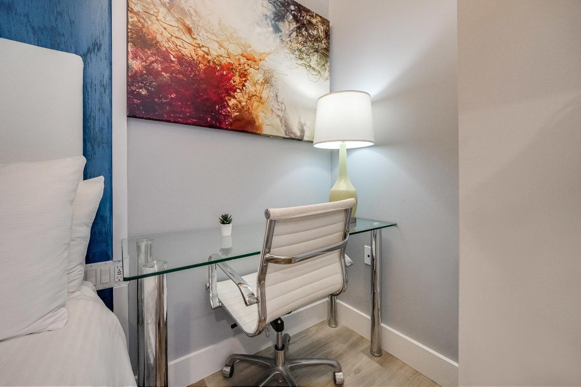 Global Luxury Suites At The Arches New York Room photo